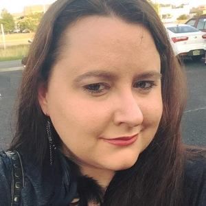 Meet your Posher, Janet